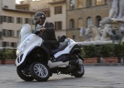 Piaggio MP3 Hybrid